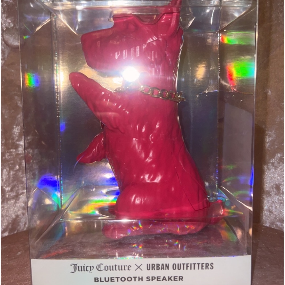 Juicy couture pink dog speaker